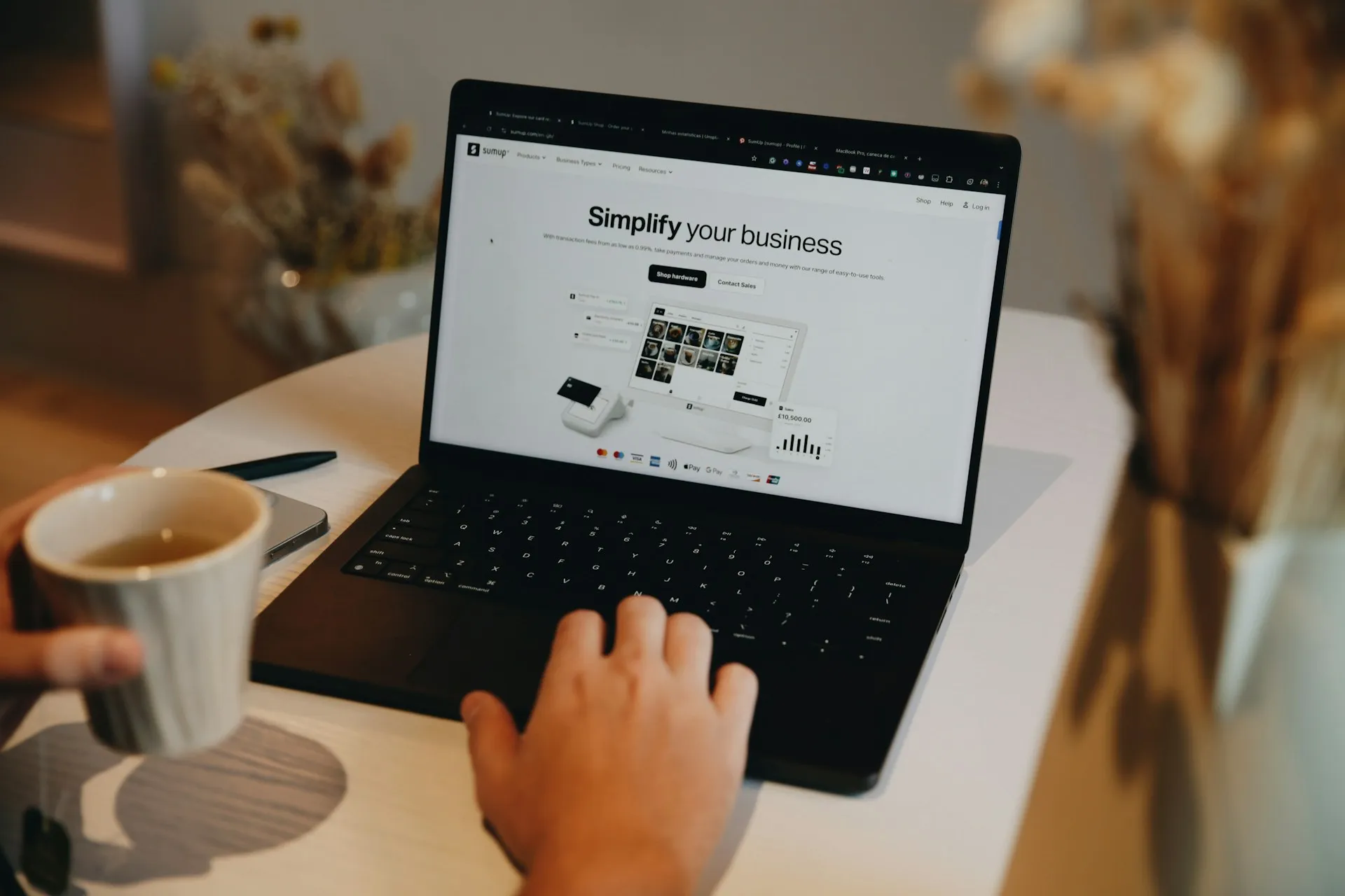 Rahasia UMKM Digital Meledak! Cara UMKM Naik Omset 200% Hanya Modal Website Jualan Sendiri